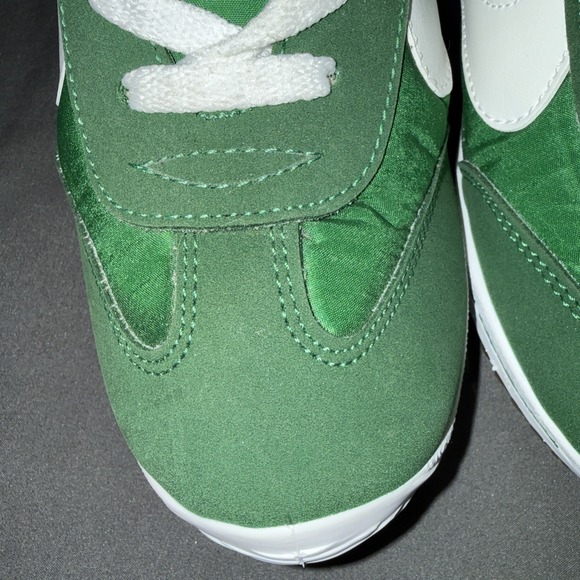 Panam Tennis Sneaker Shoe Green White NEW, Mens 9/Womens 10 - Picture 2 of 9